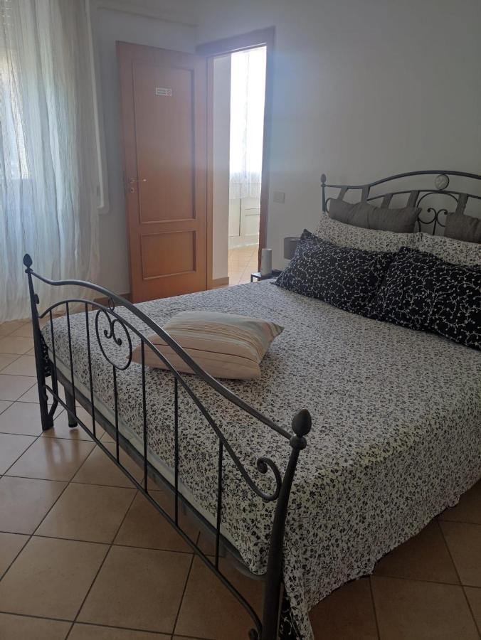 Апартаменти A Casa Justa Holiday House City Center Неаполь Екстер'єр фото
