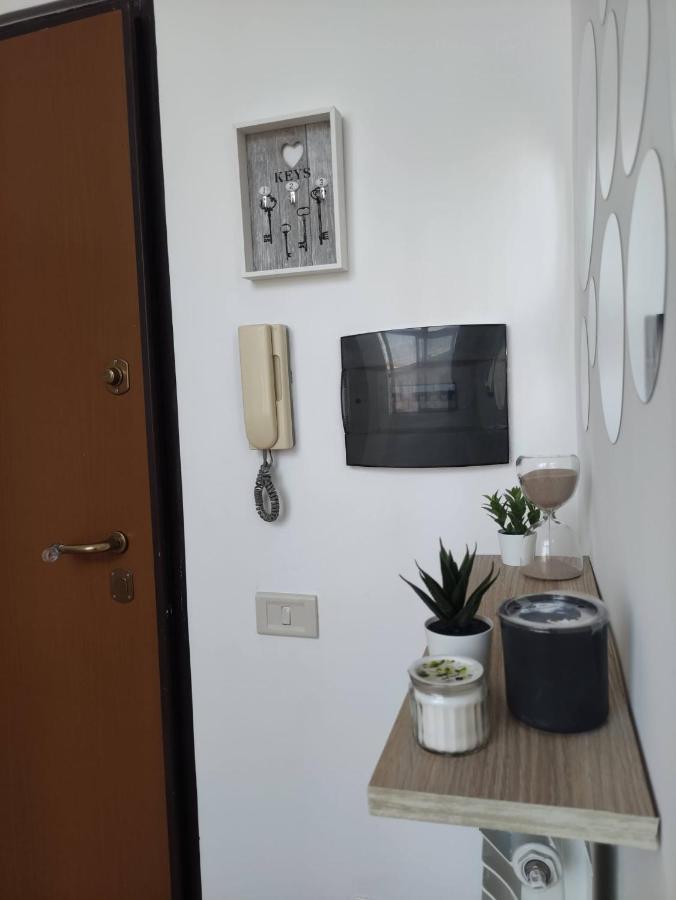 Апартаменти A Casa Justa Holiday House City Center Неаполь Екстер'єр фото